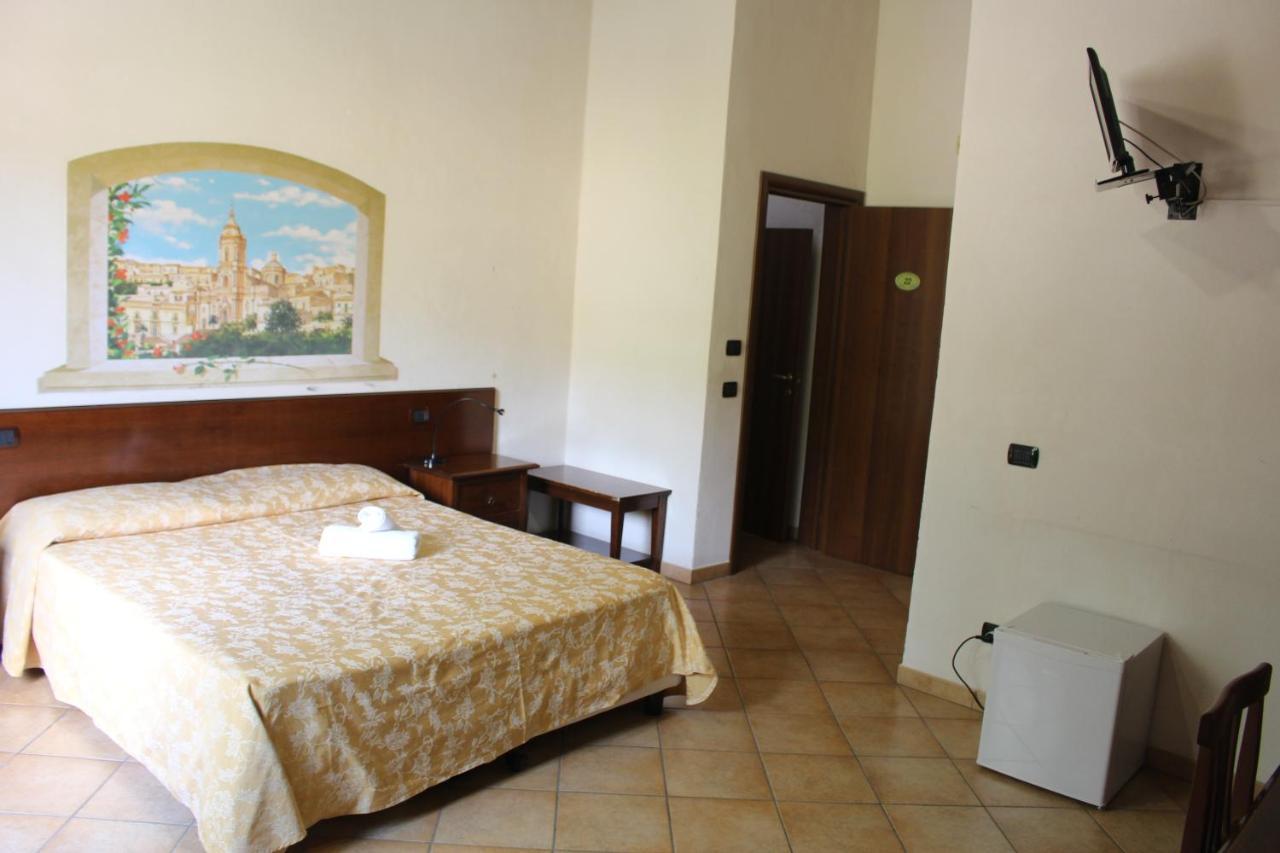 Agriturismo Tenuta Margitello Comiso Exteriör bild